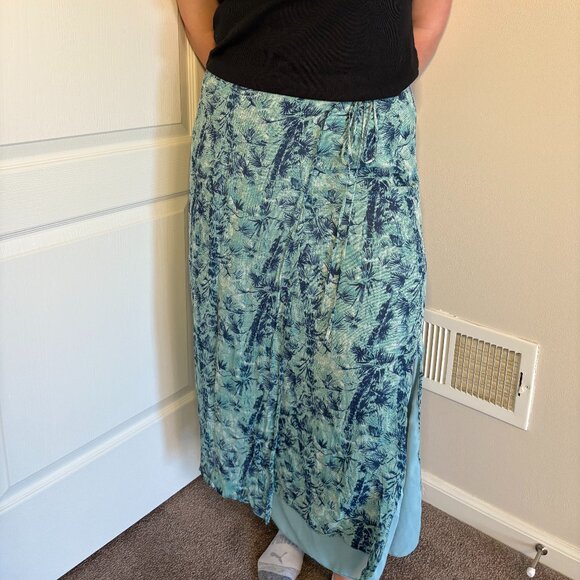 Beachy blue vintage silk skirt - Picture 1 of 9